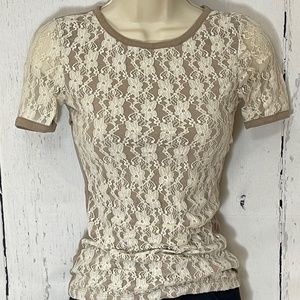 Express Women's Tee, Cap Sleeve crewneck, lace front, regular length, size XS